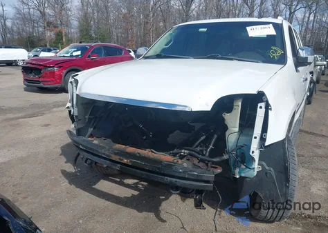 2007 GMC Yukon Xl 1500 Denali z USA, uszkodzony, nr VIN 1GKFK66857J244160